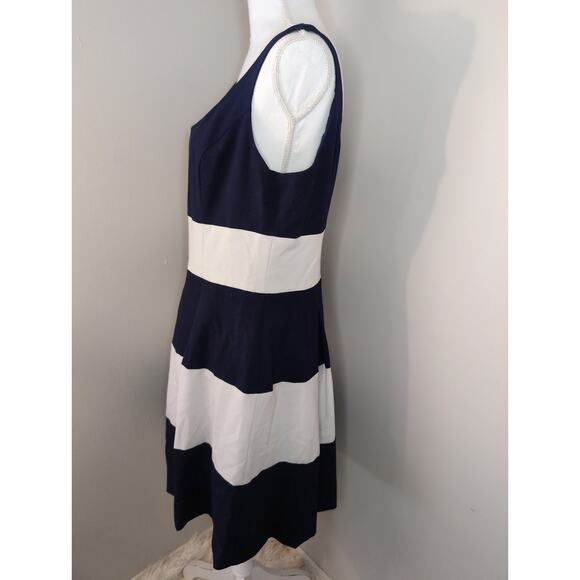 Lauren by Ralph Lauren sleeveless striped prepp dress - Picture 2 of 6